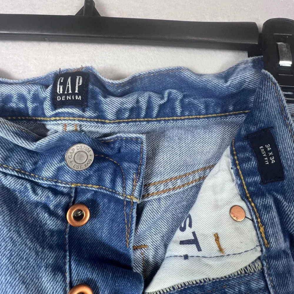 Gap Denim Mens Easy Fit Light Wash Straight Leg Button Fly Jeans 34x31
